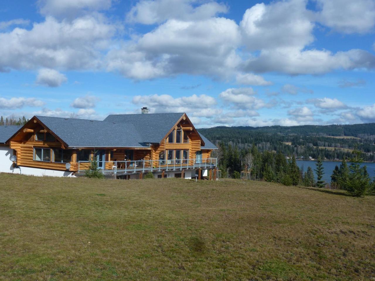 Little Black Bear Lodge/B&B Bridge Lake Exterior photo